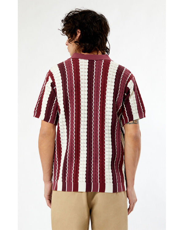 Temptation Island S06 Quentin Lawrence Maroon Crochet Shirt