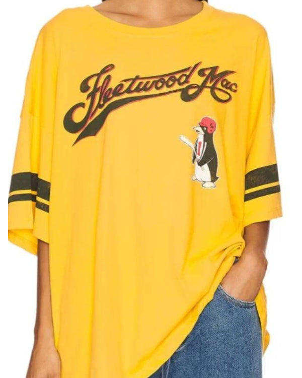 The Kelly Clarkson Show Kelly Clarkson Fleetwood Mac Shirt