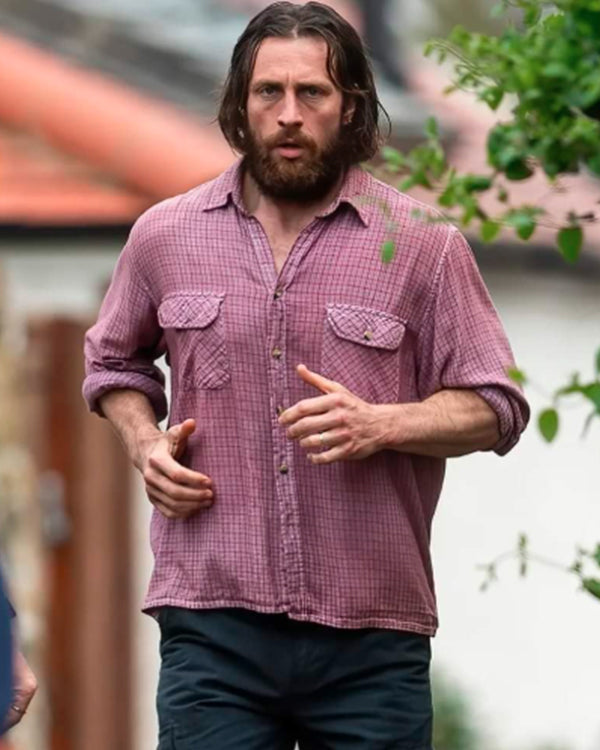 28 Years Later 2025 Aaron Taylor-Johnson Pink Shirt