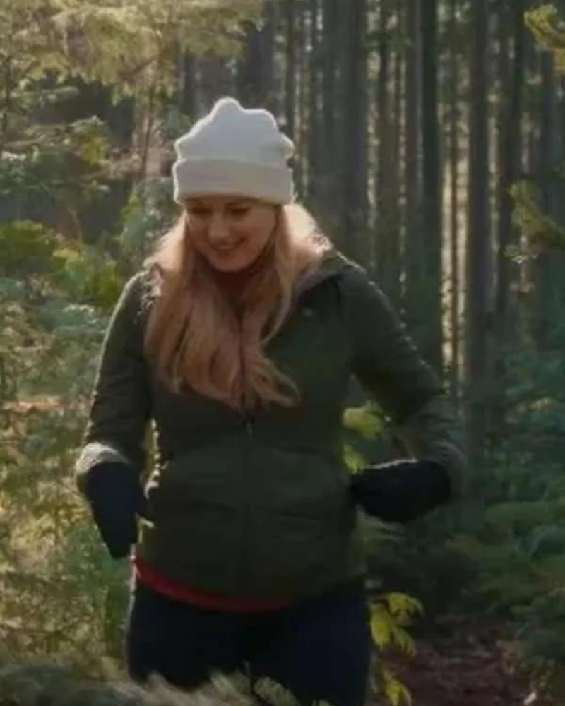 Melinda Monroe Virgin River S05 Green Jacket