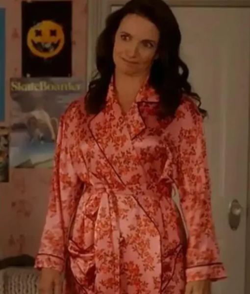 And Just Like That S03 Kristin Davis Floral Print Robe