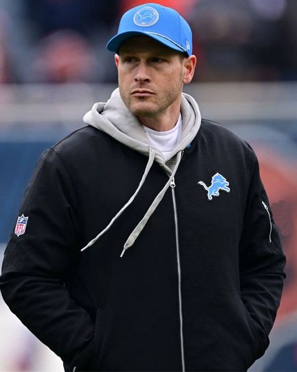 BenJohnsonDetroitLionsSidelineBlackBomberJacket