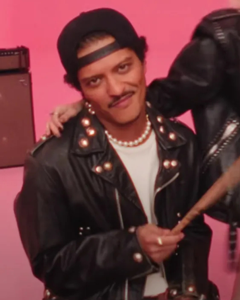 BrunoMarsAPTMVSong2024BlackLeatherJacket