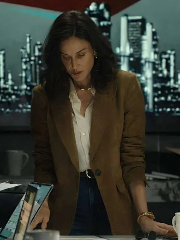 Cami Miller Landman S02 Brown Blazer