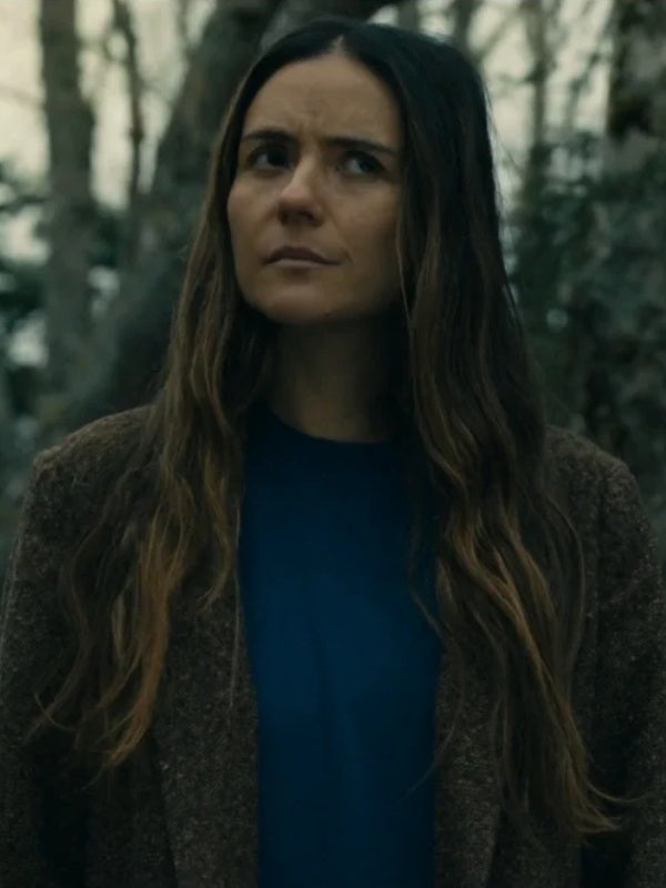 From S02 Catalina Sandino Moreno Brown Coat
