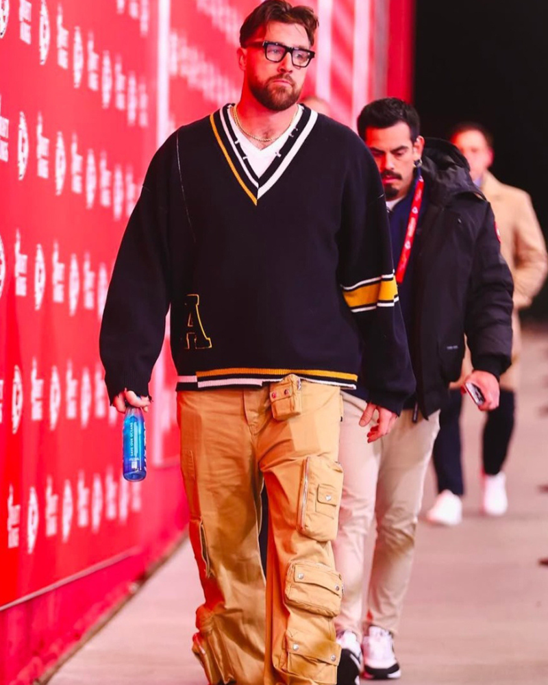 ChargersVs.ChiefsGameTravisKelceV-neckSweaters