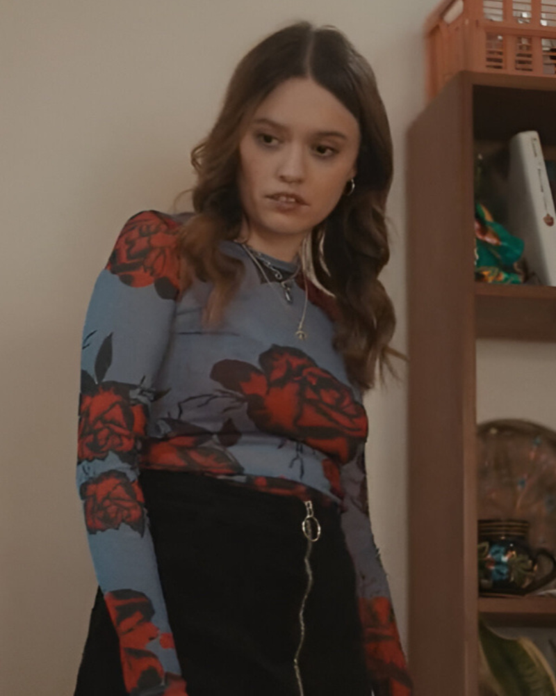 DaddyIssuesS01GemmaBlueRedRosePrintTop.