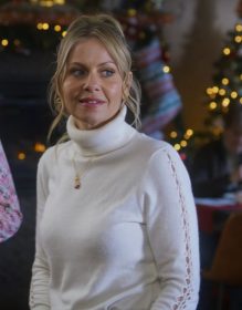DesiFilmAChristmasLessTraveled2024CandaceCameronWhiteSweaters