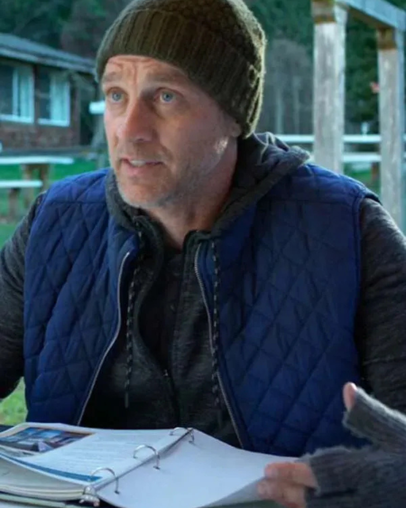DevonSawaTvSeriesMurderInASmallTownS01GordonMurphyBlueQuiltedVest