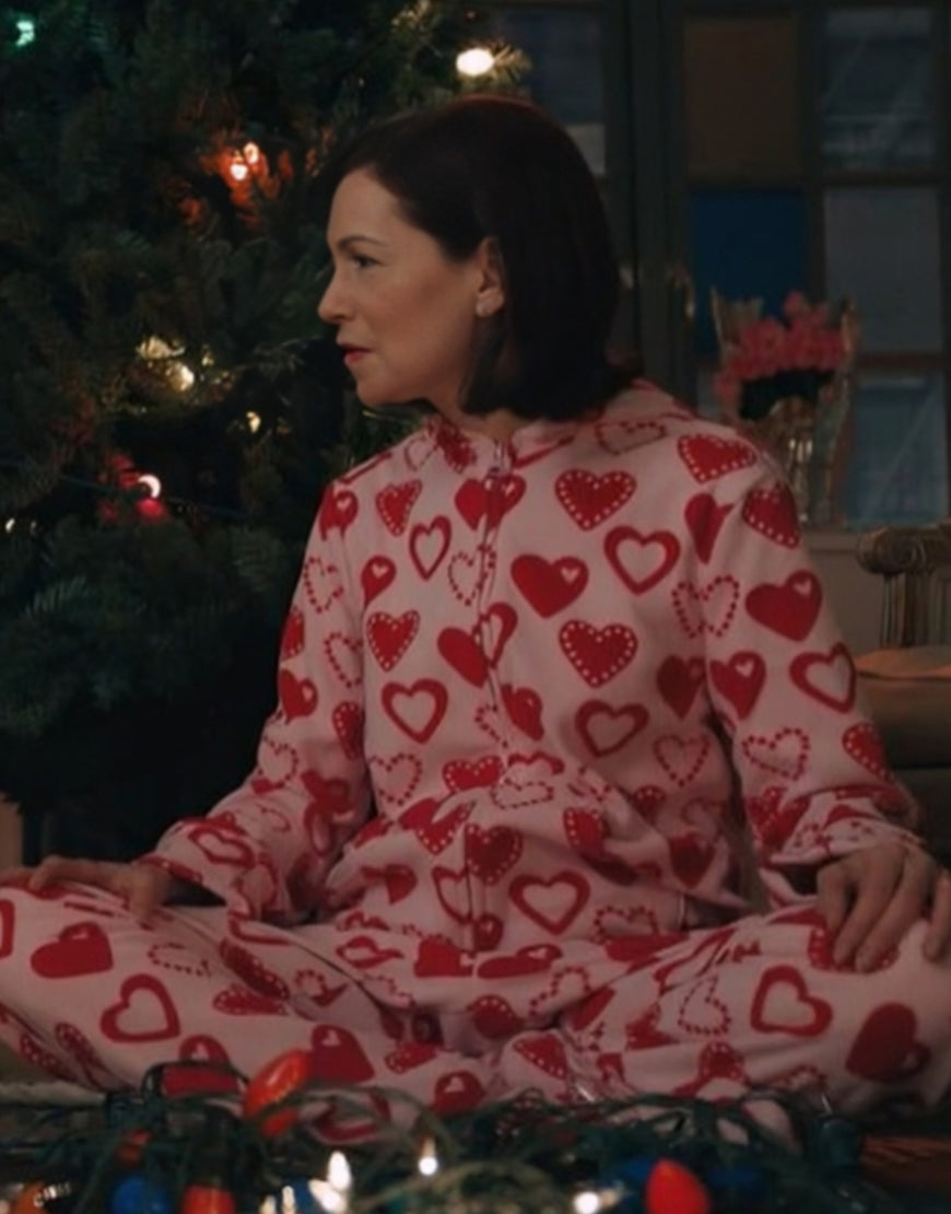 ElsbethTascioniTVSeriesElsbethS02CarriePrestonHeartPrintJumpsuits