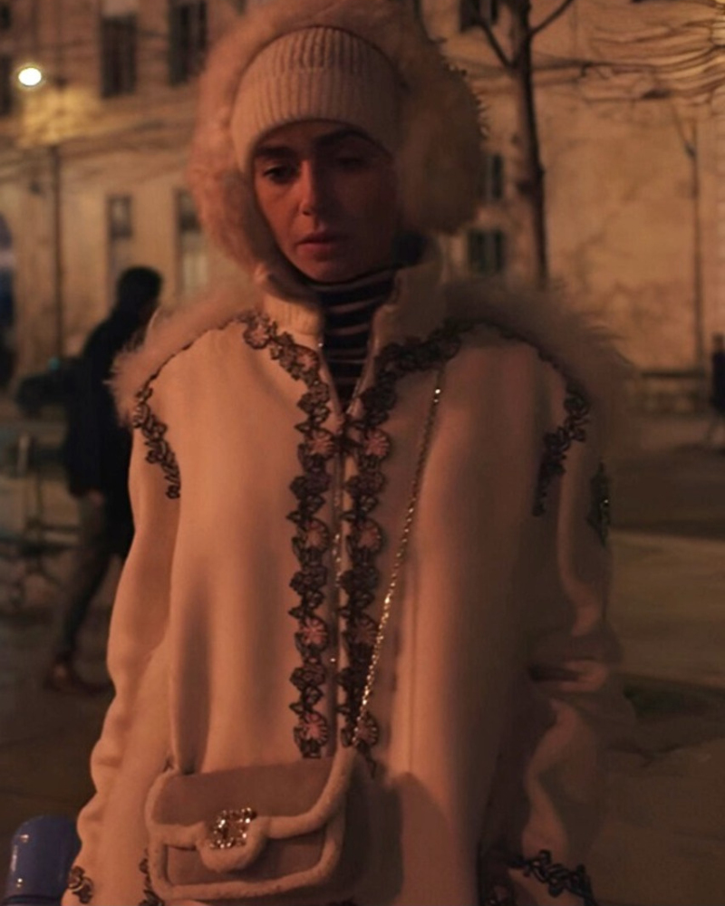 Emily In Paris S04 Lily Collins White Floral Coat