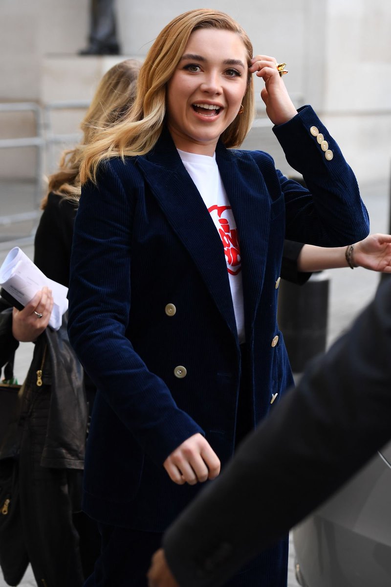 Florence Pugh Bbc Radio Studios Navy Blue Blazer
