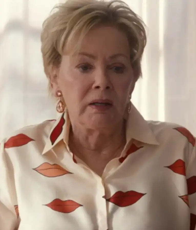 Hacks S04 Jean Smart Lips Printed Blouse