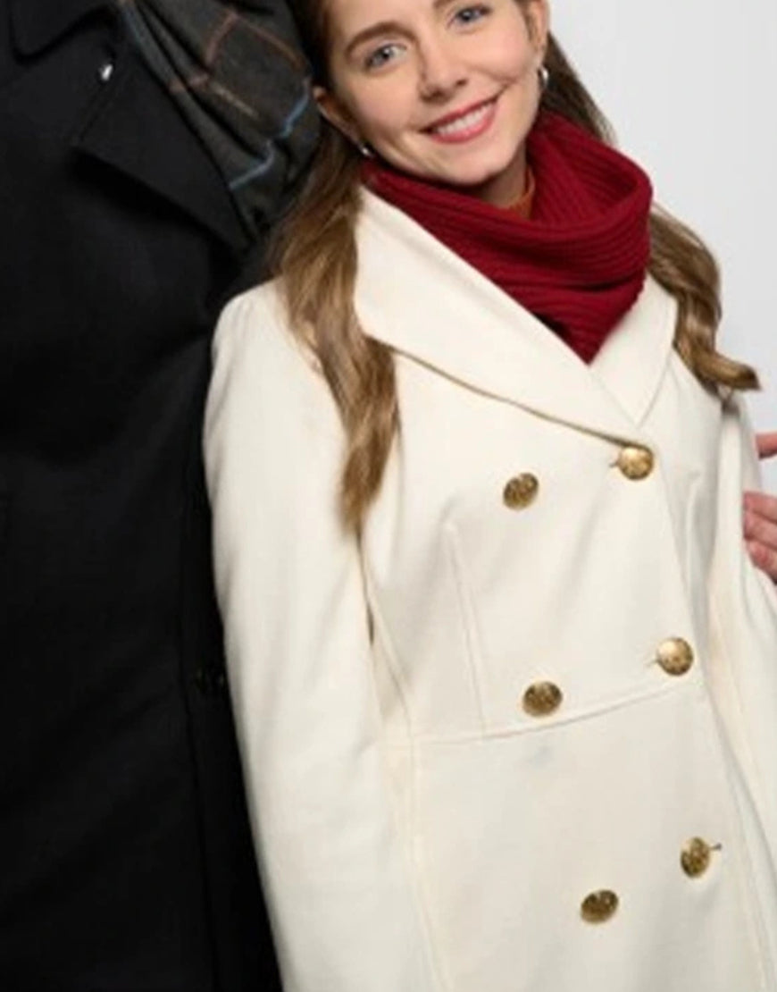 HolidayMismatch2024MaxineDenisWhiteCoat