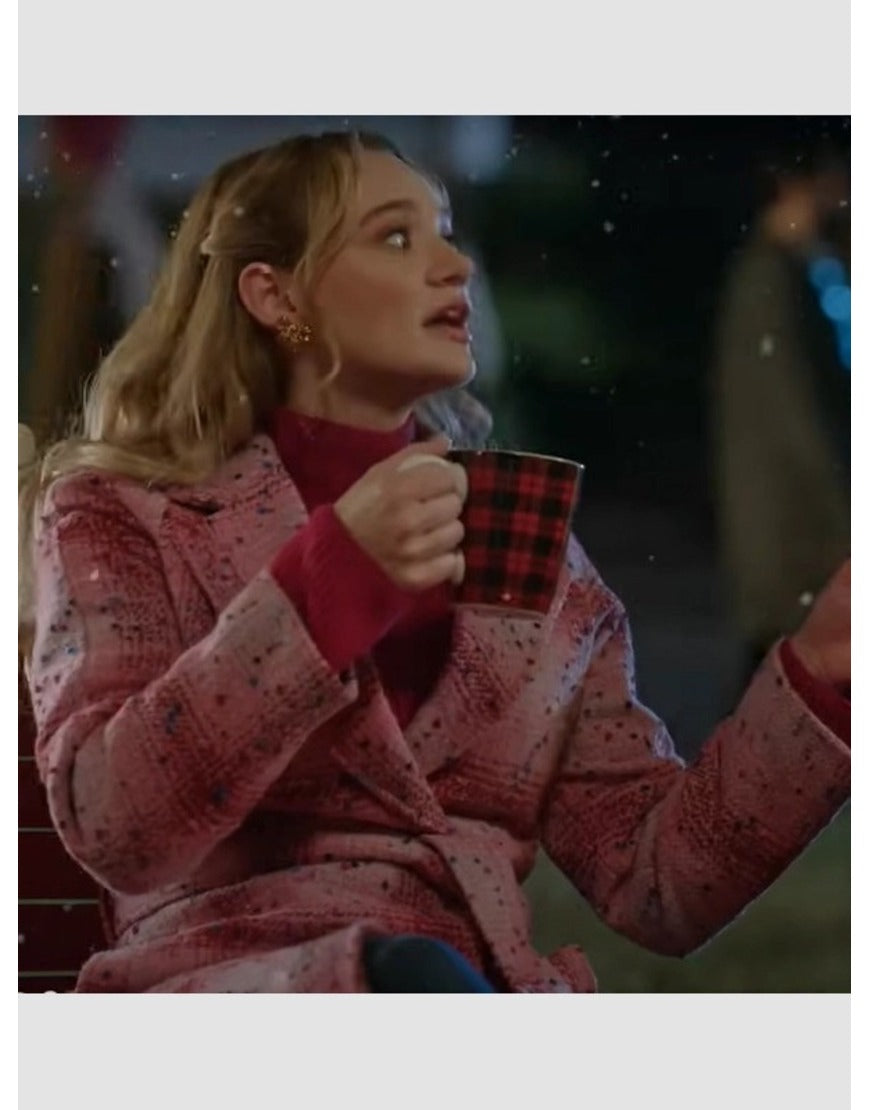 HolidayTouchdownAChiefsLoveStory2024HunterKingPinkCoat