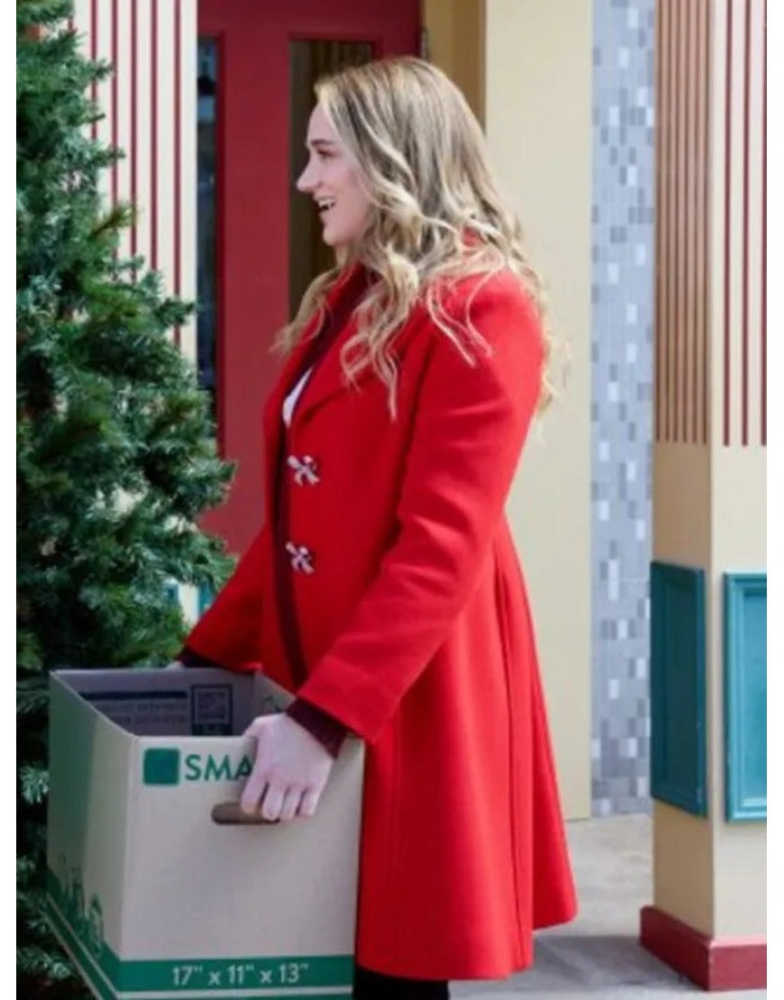 HolidayTouchdownAChiefsLoveStoryHunterKingRedCoat