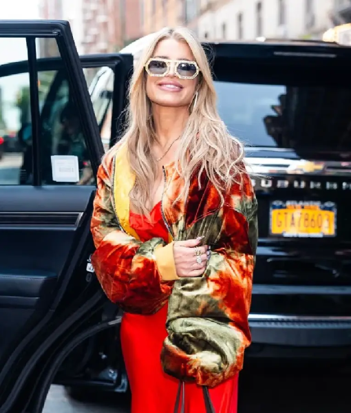 Jessica Simpson JFK Airport 2025 Jacket