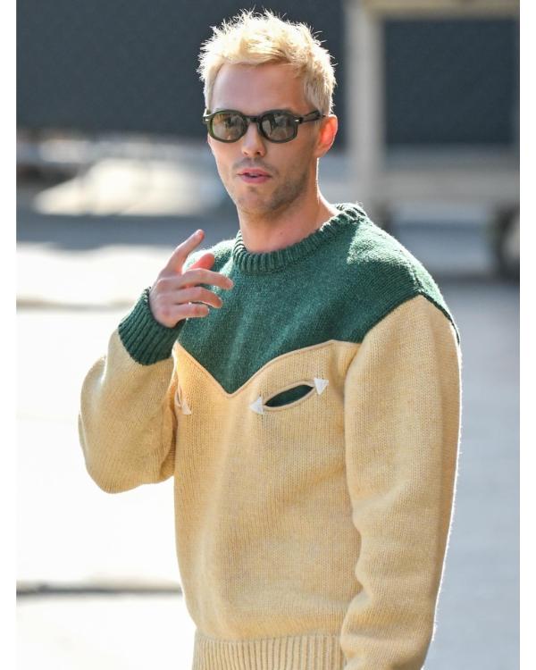 Jimmy Kimmel Live 2025 Nicholas Hoult Green & Beige Sweater