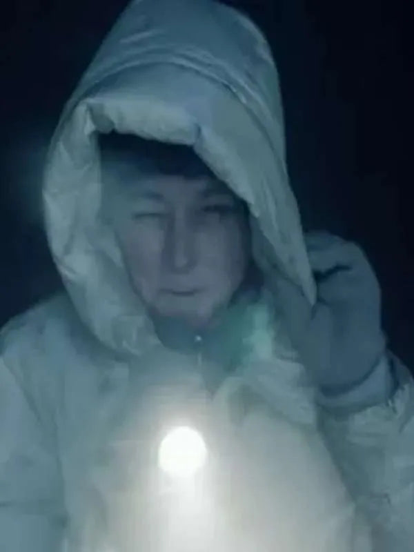 Liz Danvers True Detective S04 White Jacket