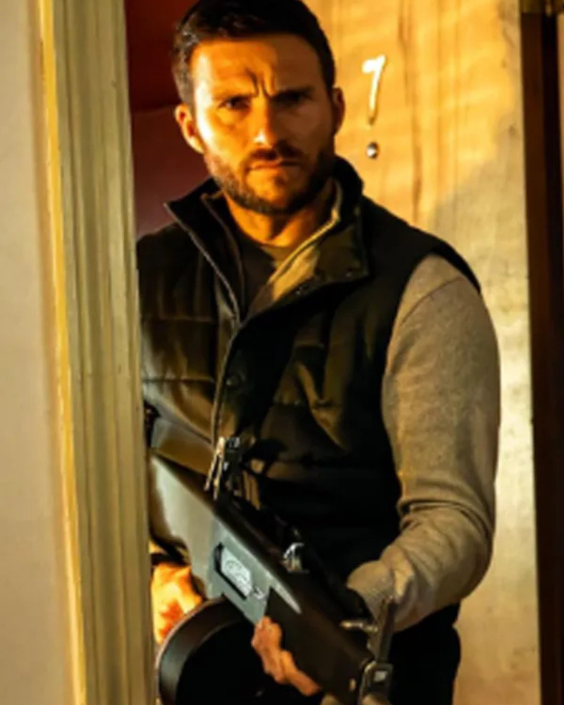 JoeTraversAlarum2025ScottEastwoodBlackPufferVest