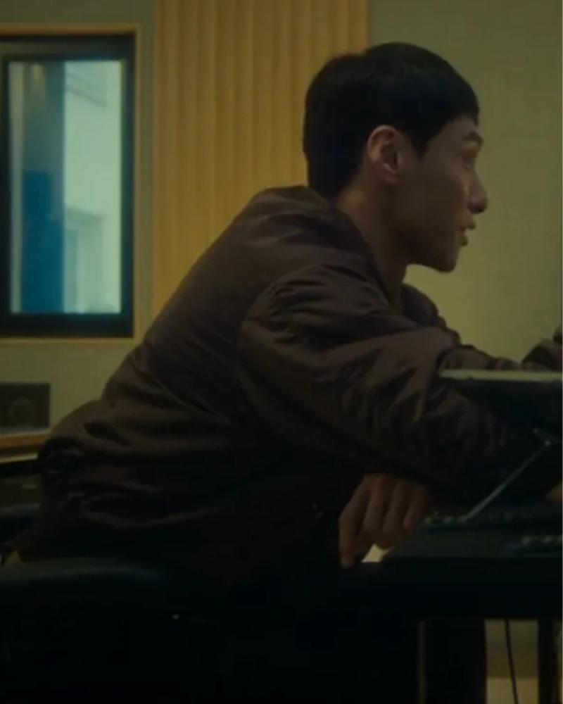 Um Tae-seong The Trunk Brown Bomber Jacket
