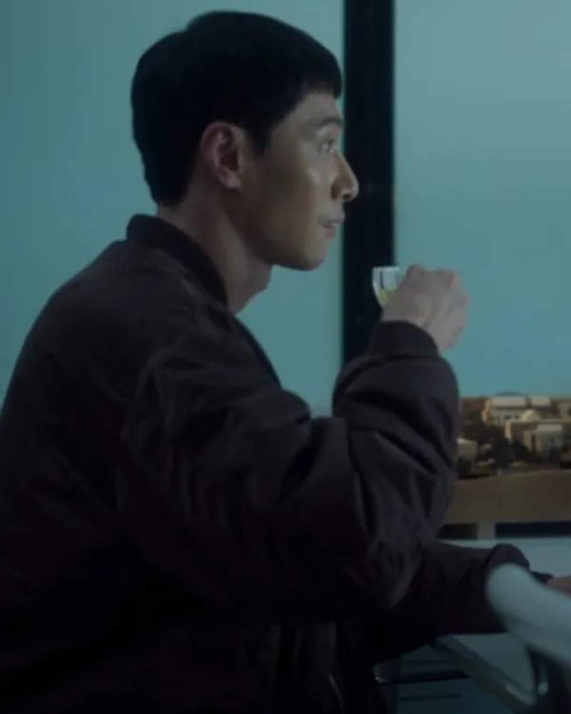 Um Tae-seong The Trunk Brown Bomber Jacket