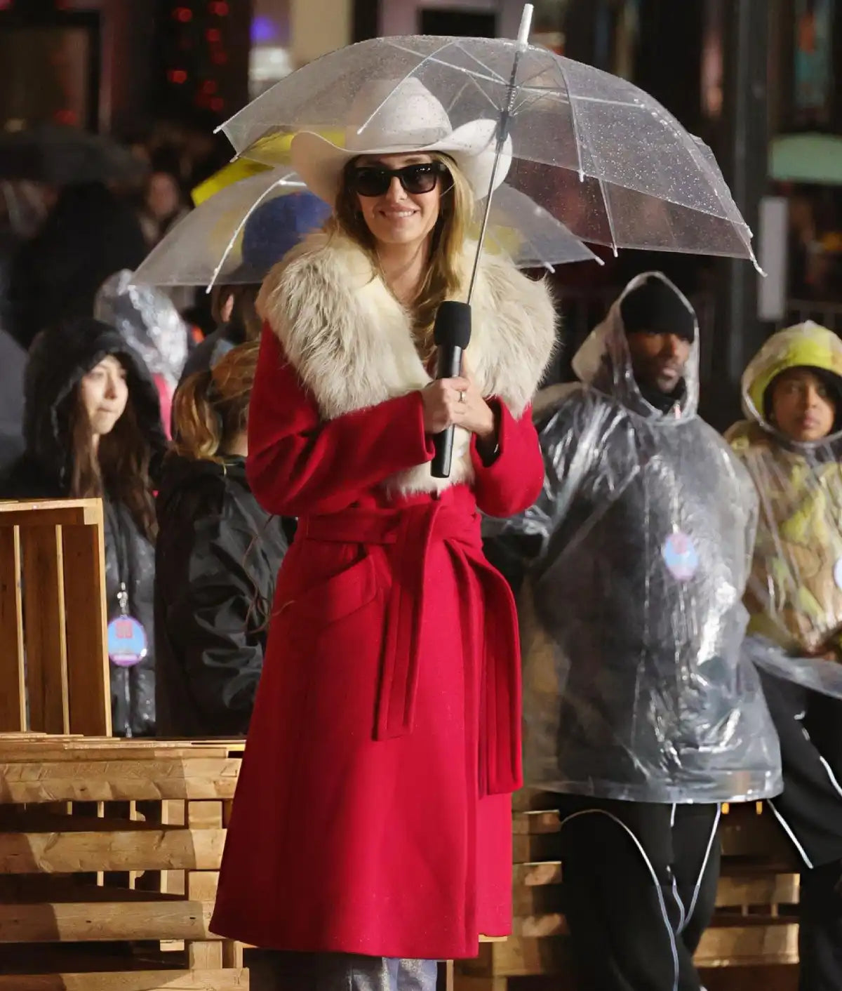 Lainey Wilson 2025 Macy’s Thanksgiving Day Parade Coat