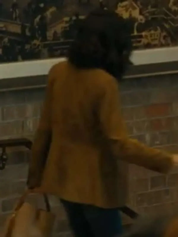 Cami Miller Landman S02 Brown Blazer