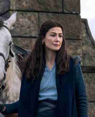 The Wheel Of Time Rosamund Pike Blue Coat