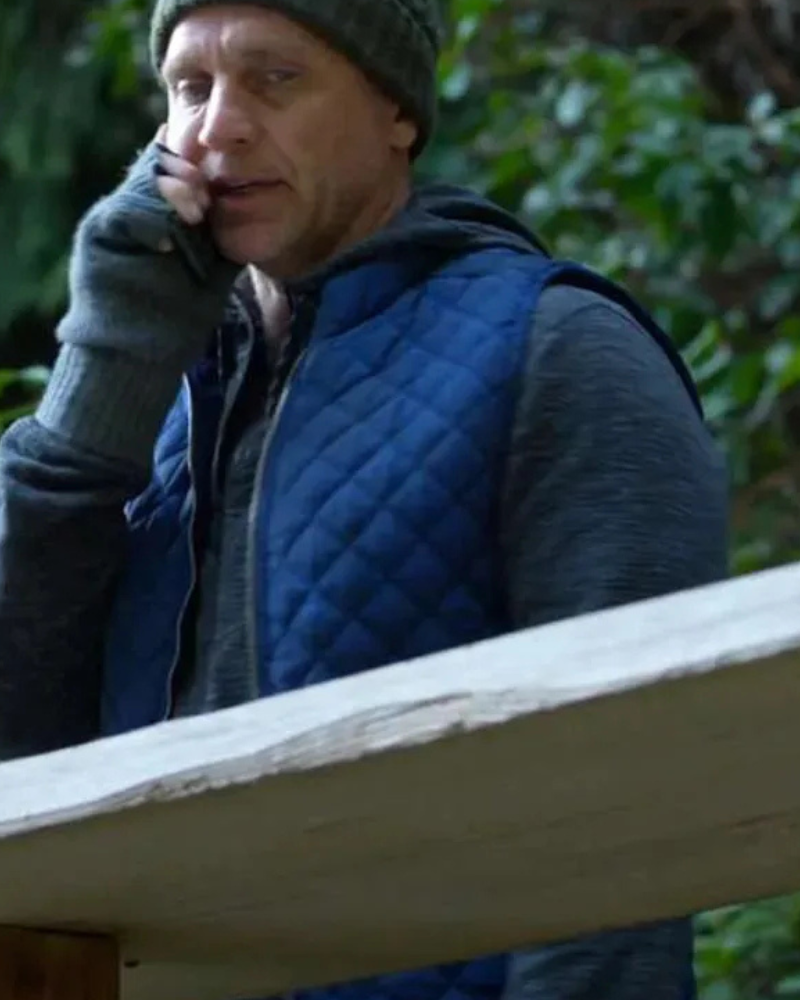MurderInASmallTownGordonMurphyBlueQuiltedVests