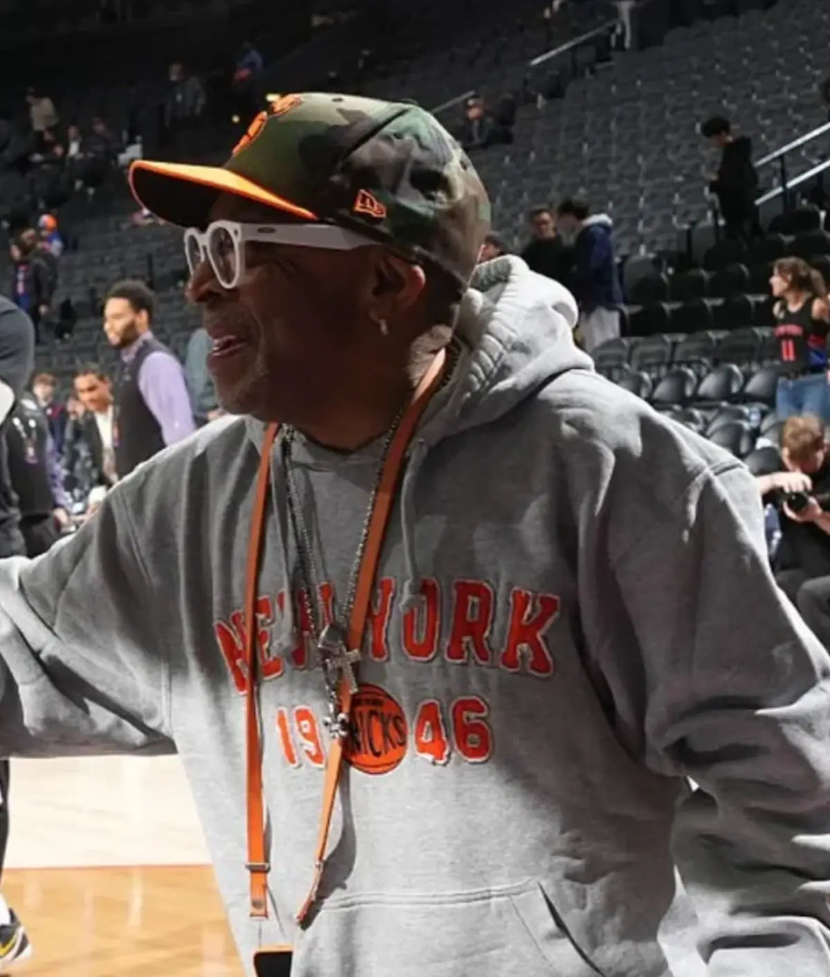 Dallas Jackets - Spike Lee New York Knicks VS Philadelphia 76ers Hoodie