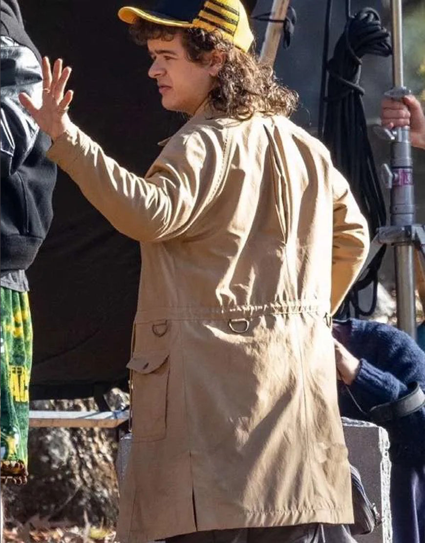 StrangerThingsS05GatenMatarazzoJacket