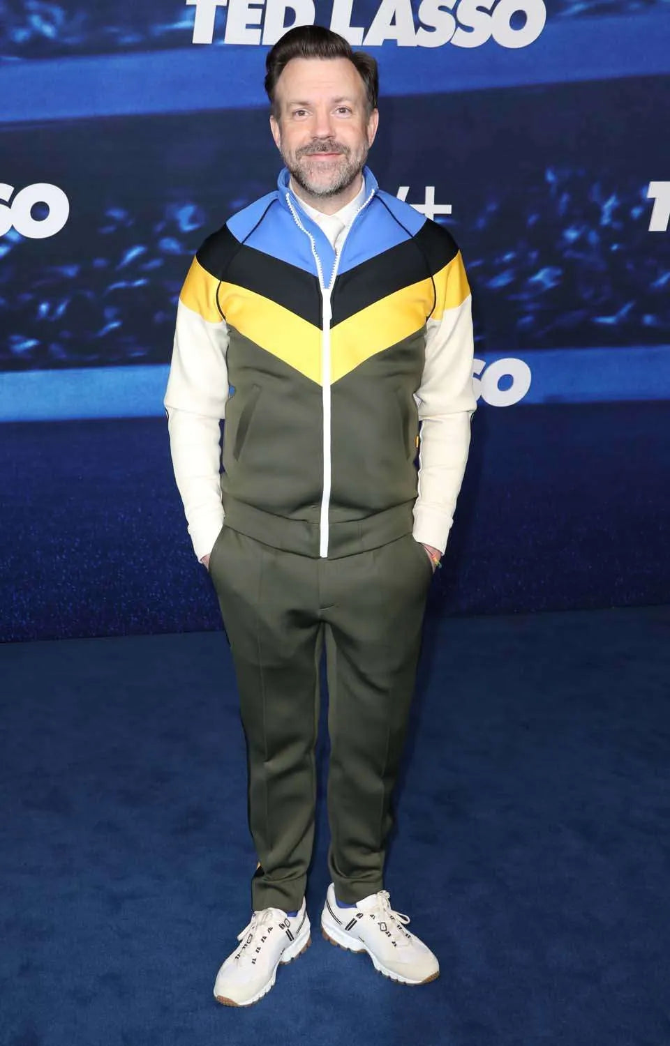 Ted-Lasso-TV-Series-S03-Jason-Sudeikis-Tracksuit