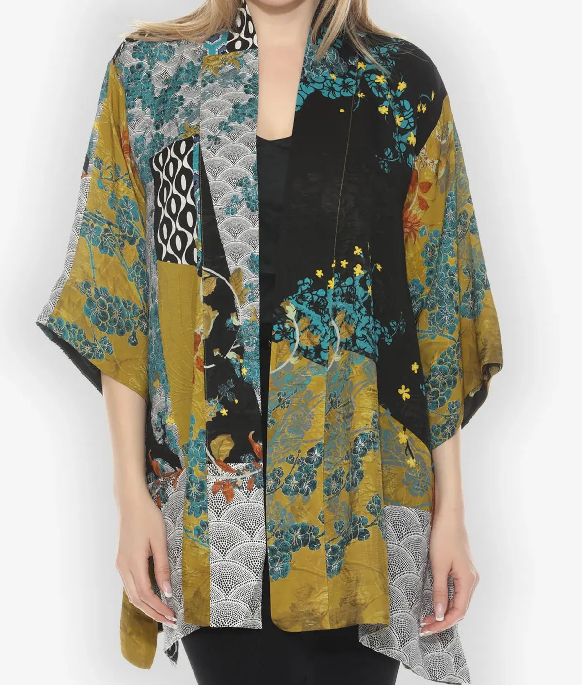 Dallas Jackets - The Young And The Restless December Traci Abbott Printed Silk Kimono Jacket