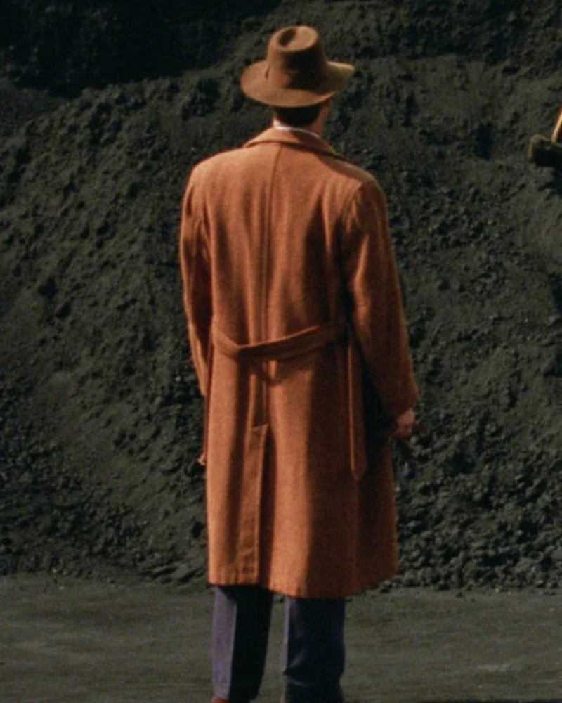 TheBrutalistGuyPearceBrownCoat