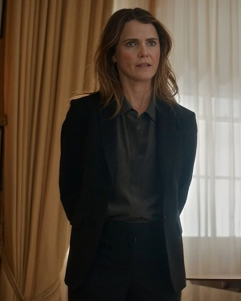 TheDiplomatSeason2AmbassadorKateWylerBlackSuit