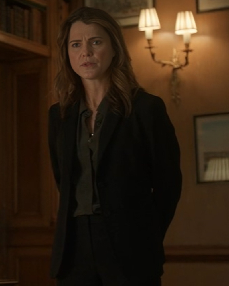TheDiplomatSeason2KeriRussellBlackSuits