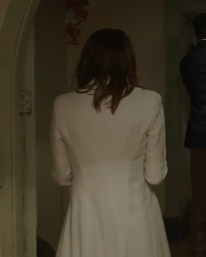 TheDiplomatSeason2KeriRussellWhiteCoats