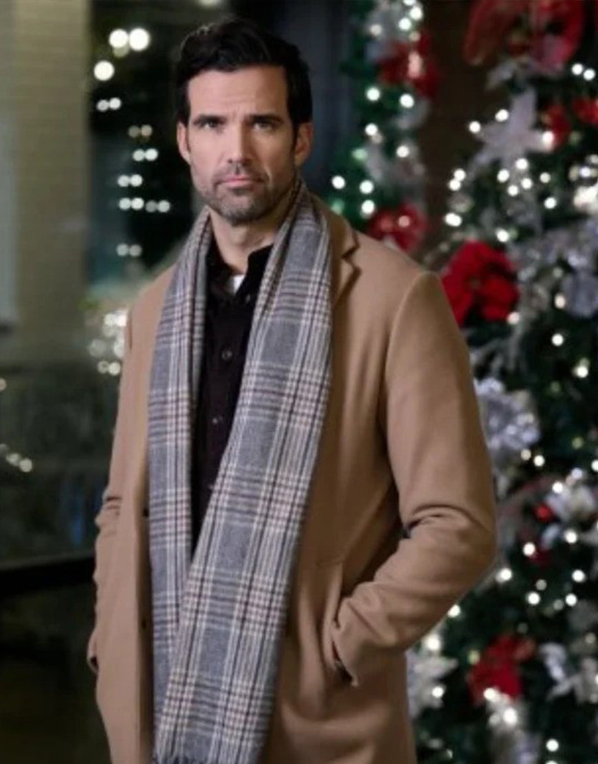TheSantaClass2024BenjaminAyresCoat