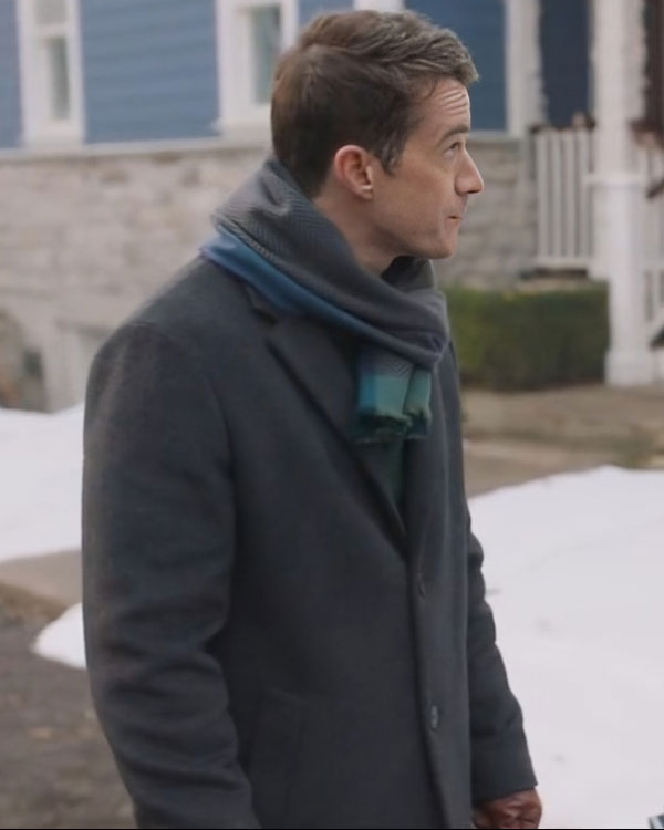 Twas the Date Before Christmas Robert Buckley Coat