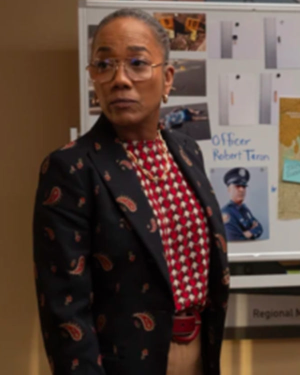 Will Trent S03 Sonja Sohn Paisley Print Blazer
