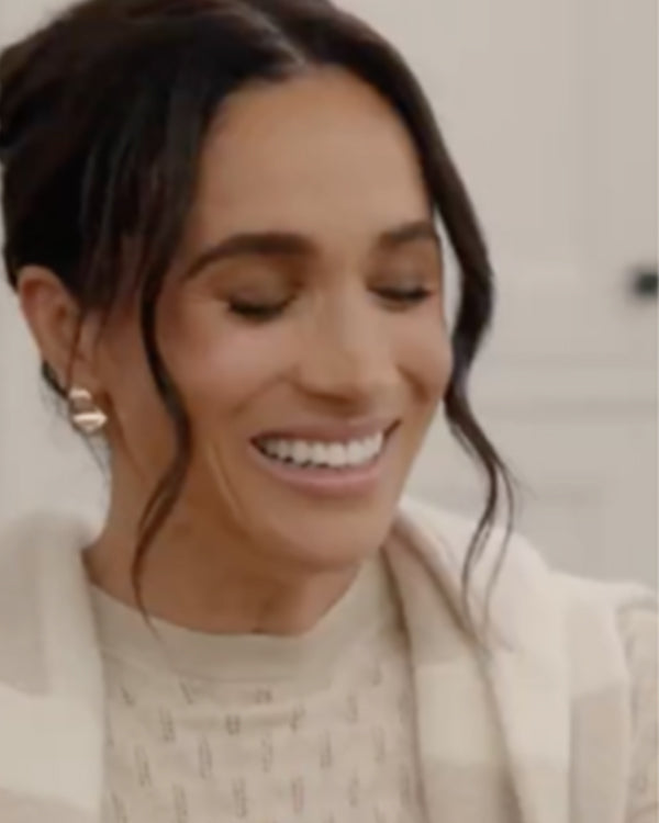 With Love Meghan S01 Meghan Markle Beige Stripe Sweater