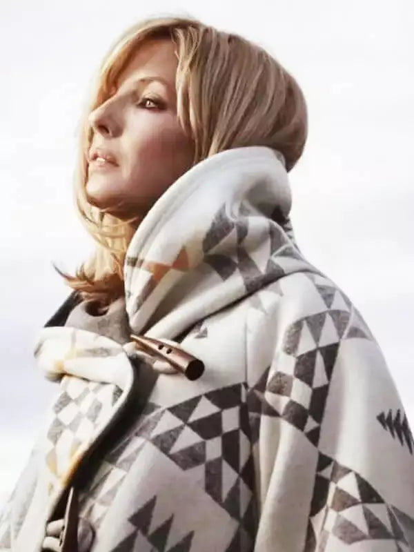 Women's Yellowstone Beth Dutton Kelly Reilly White Poncho Blanket Cape Coat