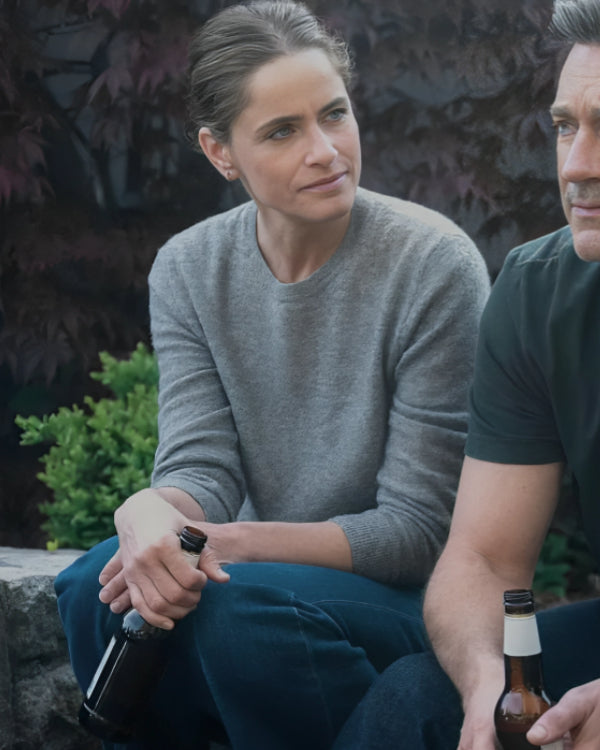 Your Friends and Neighbors Amanda Peet Sweater