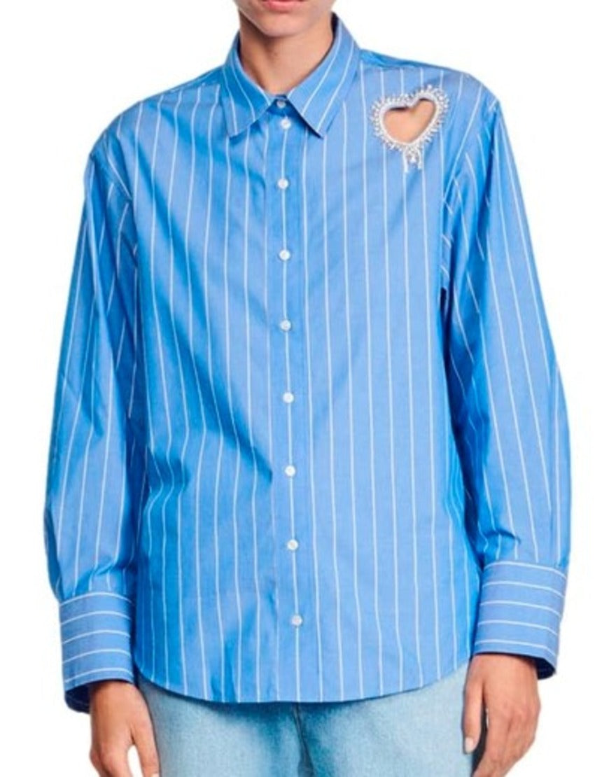 XO, Kitty S02 Gia Kim Striped Heart Cut Out Shirt