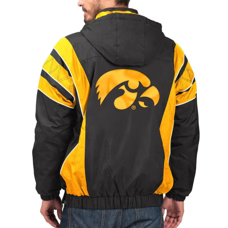 Iowa Hawkeyes Black Striker Half-Zip Lightweight Jacket